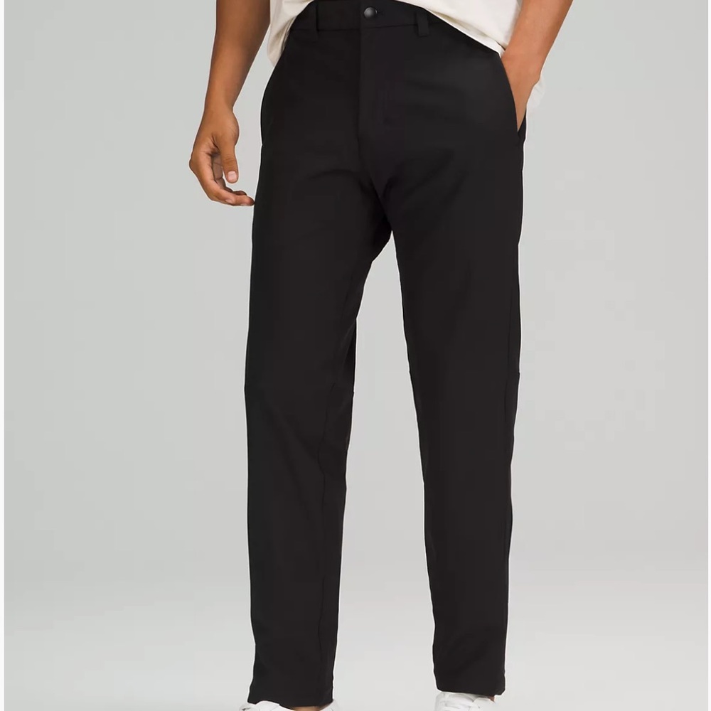 Lululemon Black Commission Slim-Fit Pant 32"
Warpstreme Used